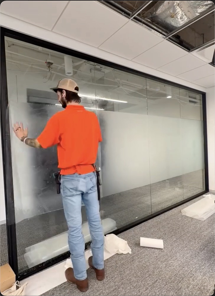 Play Commercial project video